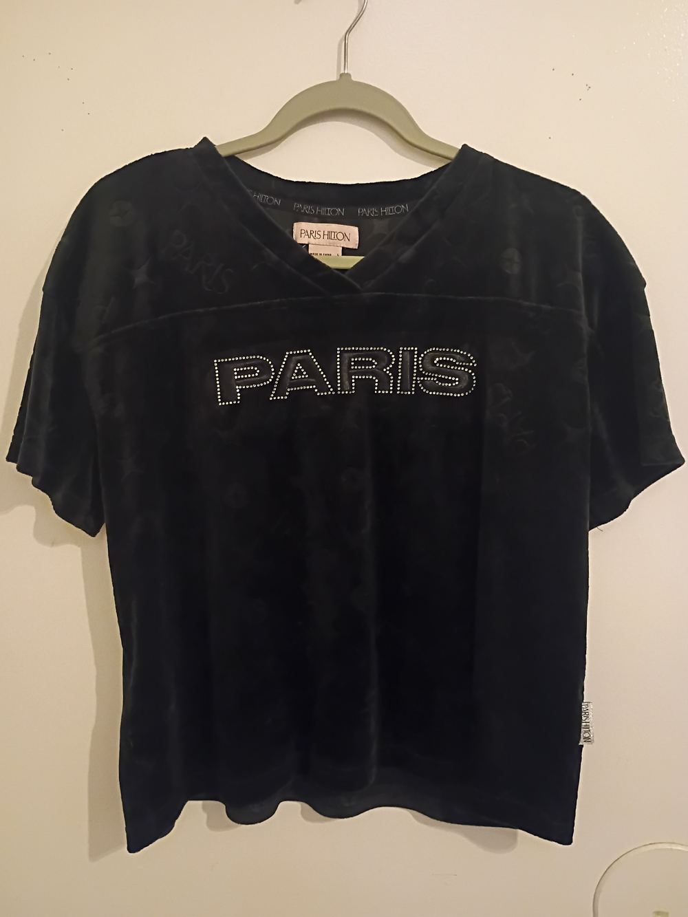 Paris Hilton Women's Black Velour Crop Top with 'PARIS' Logo Sz L